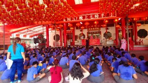 学生1